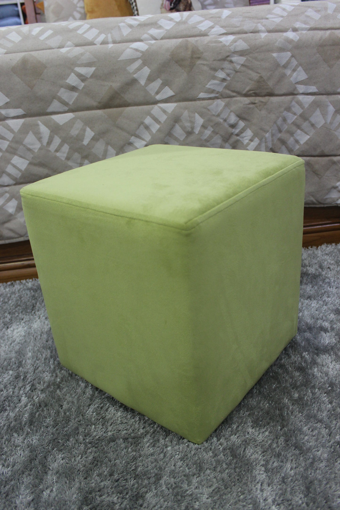 Puff Veludo Quadrado Verde