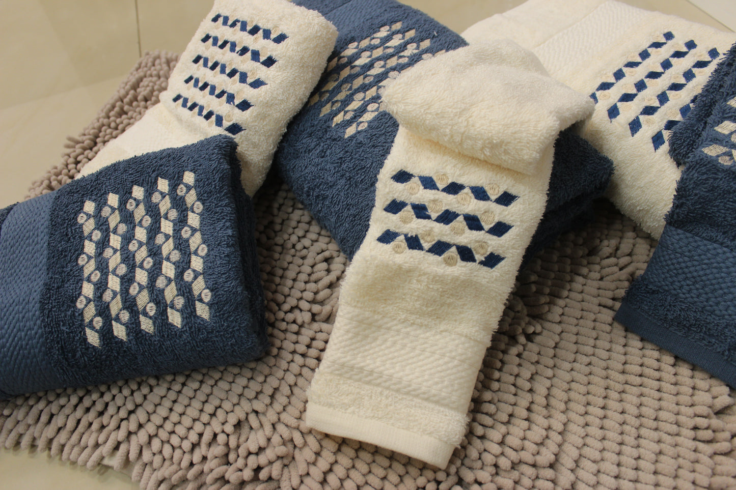 Jogo de Banho 6 Peças + Tapete