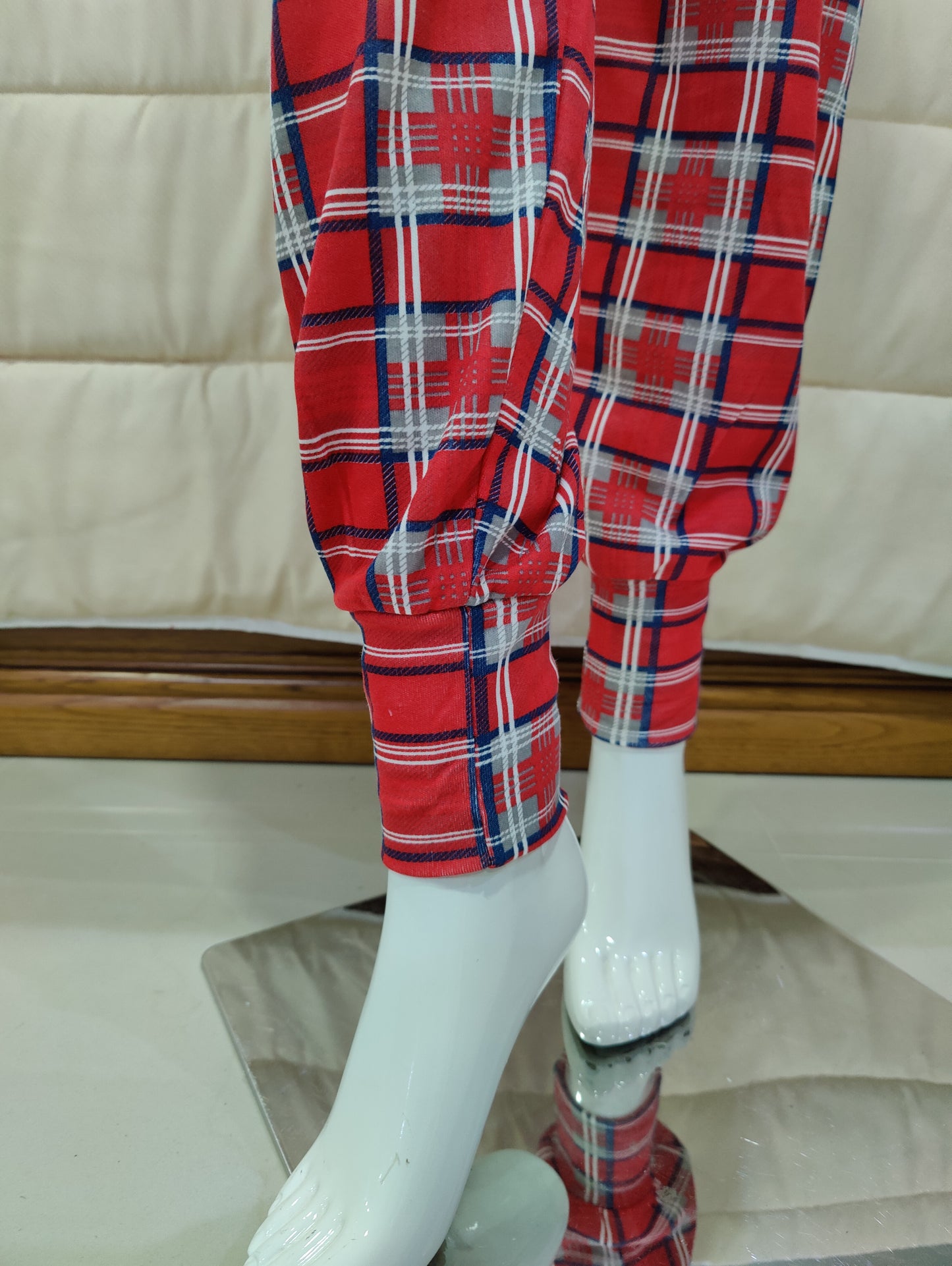 Pijama Senhora Teddy Cardado Xadrez Vermelho
