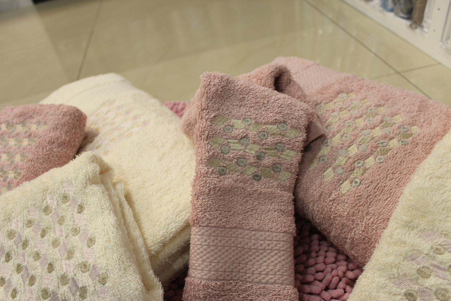 Jogo de Banho 6 peças + Tapete