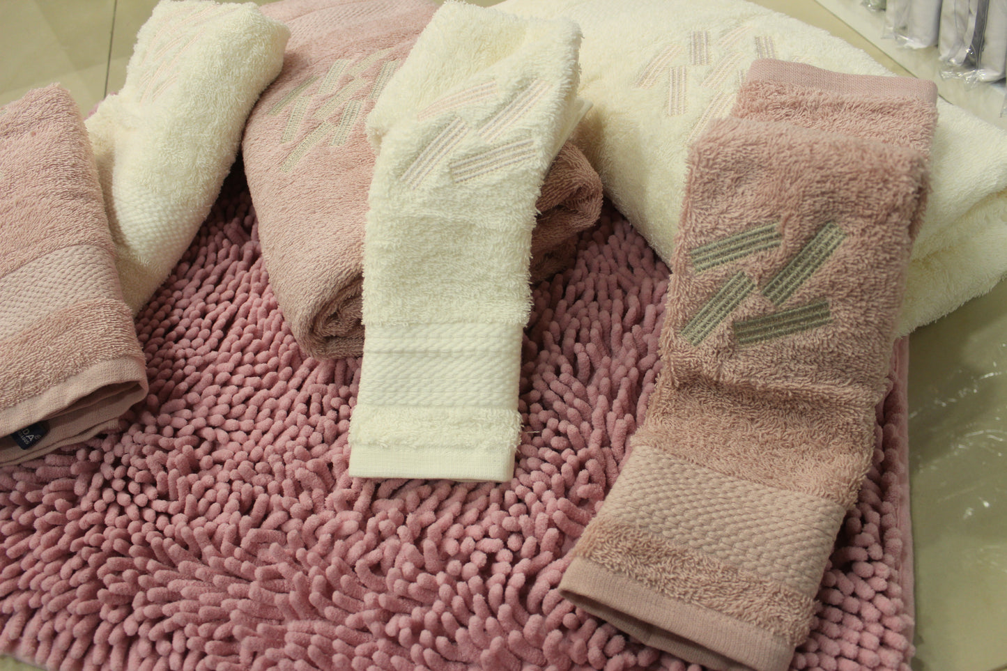 Jogo de Banho 6 Peças + Tapete