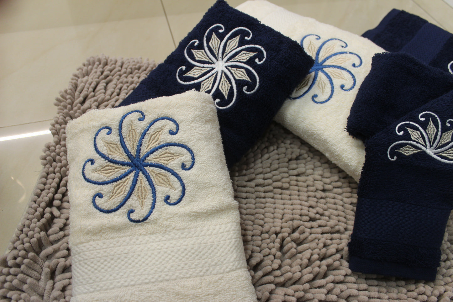 Jogo de Banho 6 Peças + Tapete